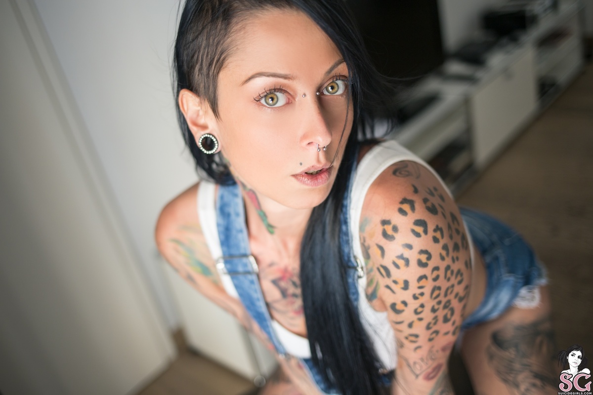 sesiawonderland-yelloweyes-03.jpg