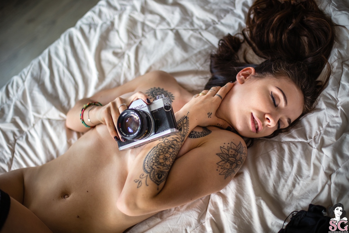 pialora-whoisthephotographer-31.jpg