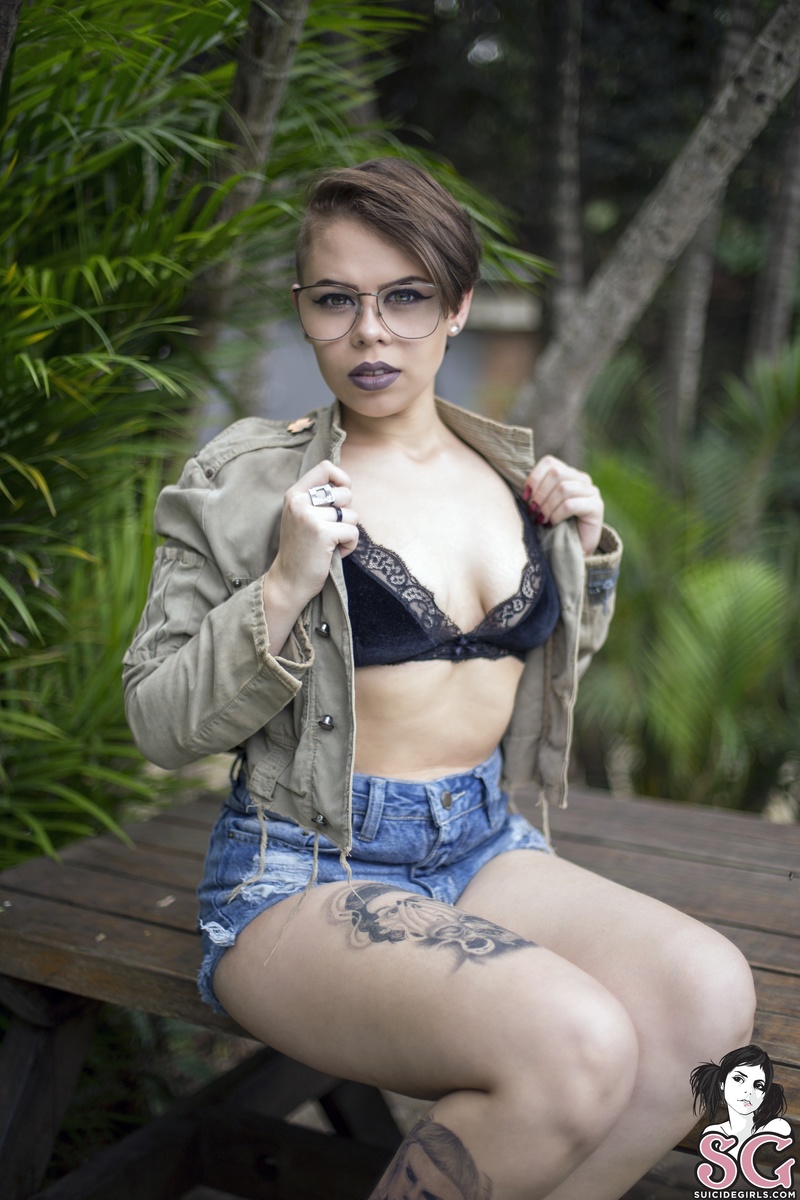 liatha-freeafternoon-05.jpg