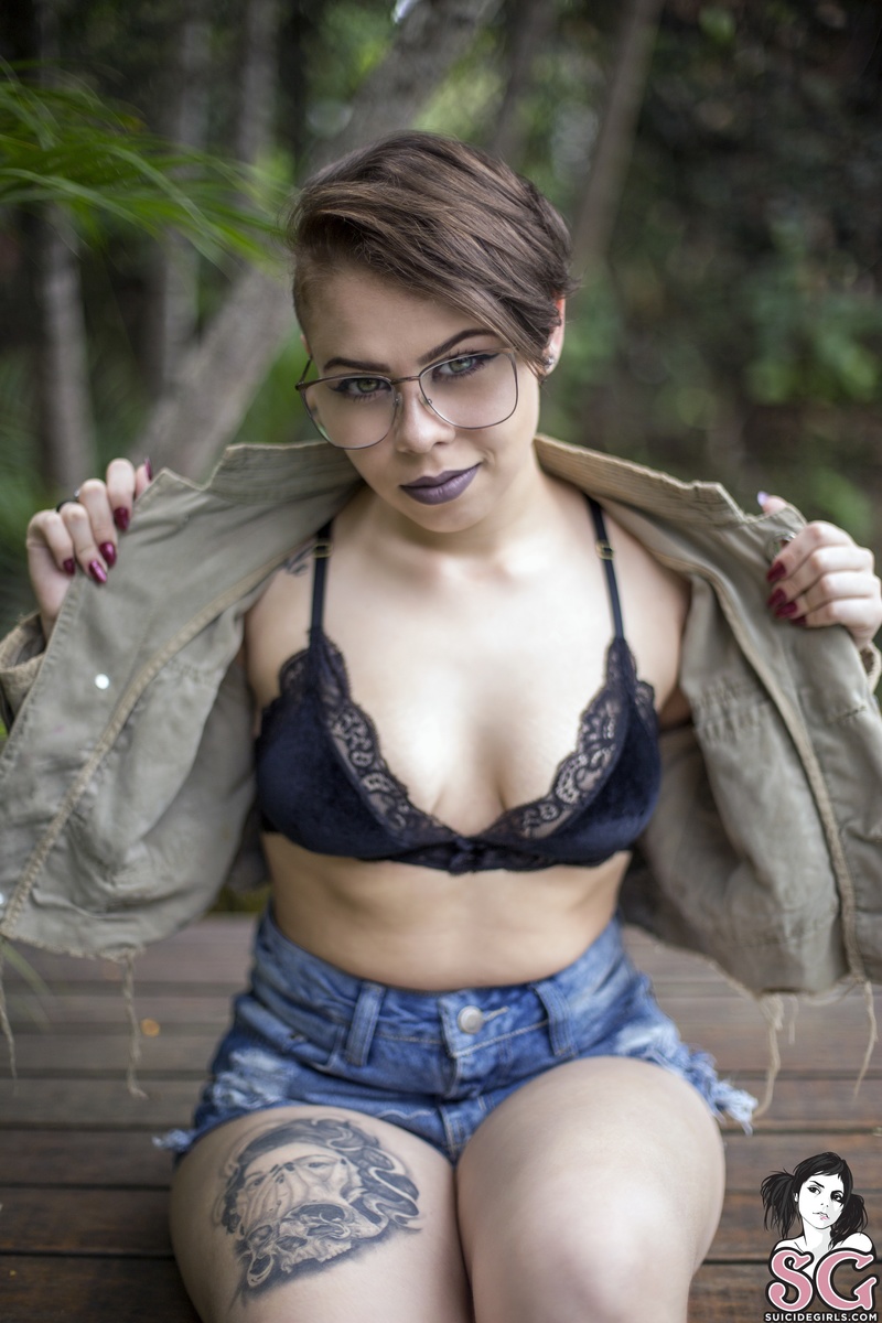 liatha-freeafternoon-07.jpg