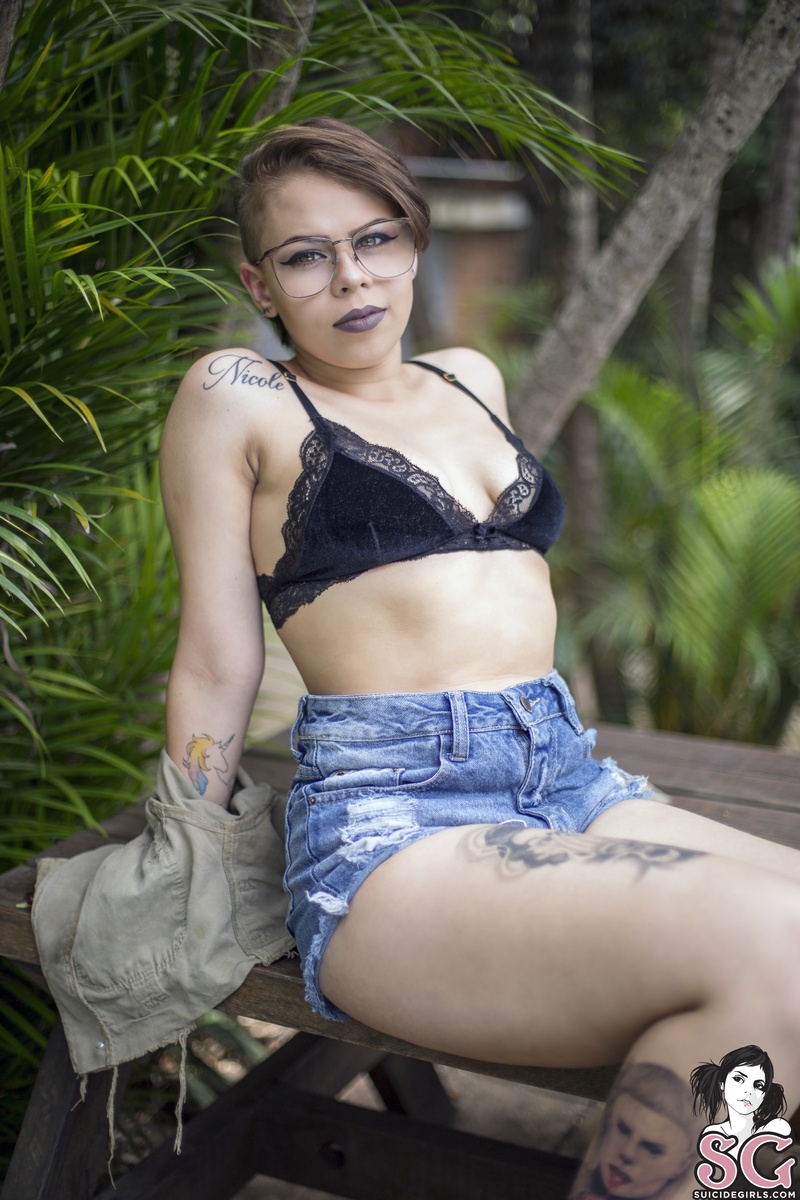 liatha-freeafternoon-11.jpg