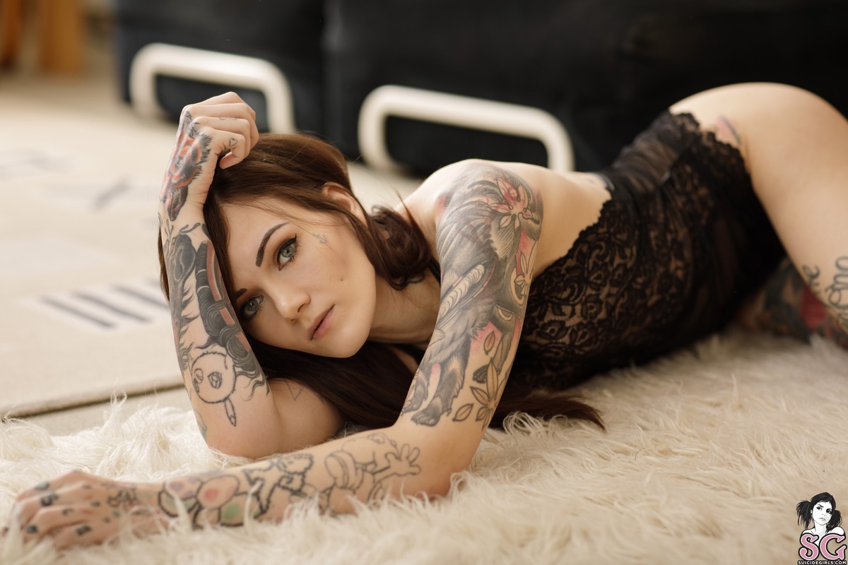 evevalentine-goodgirl-13.jpg