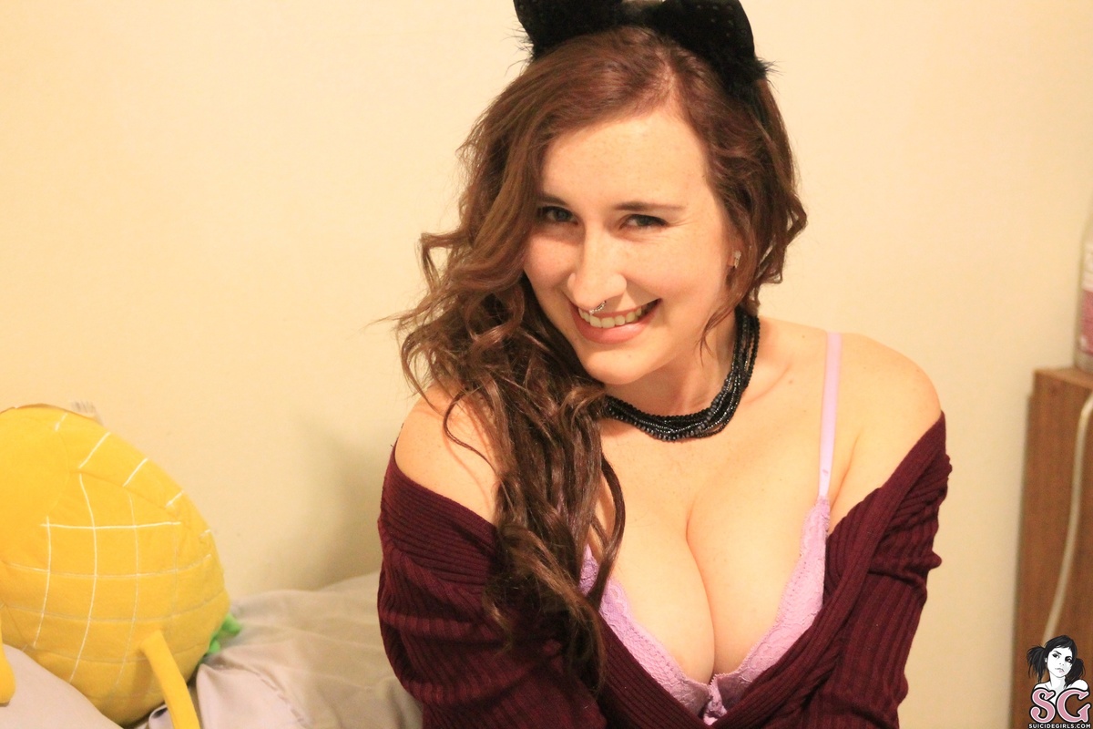 douiec-meow-09.jpg