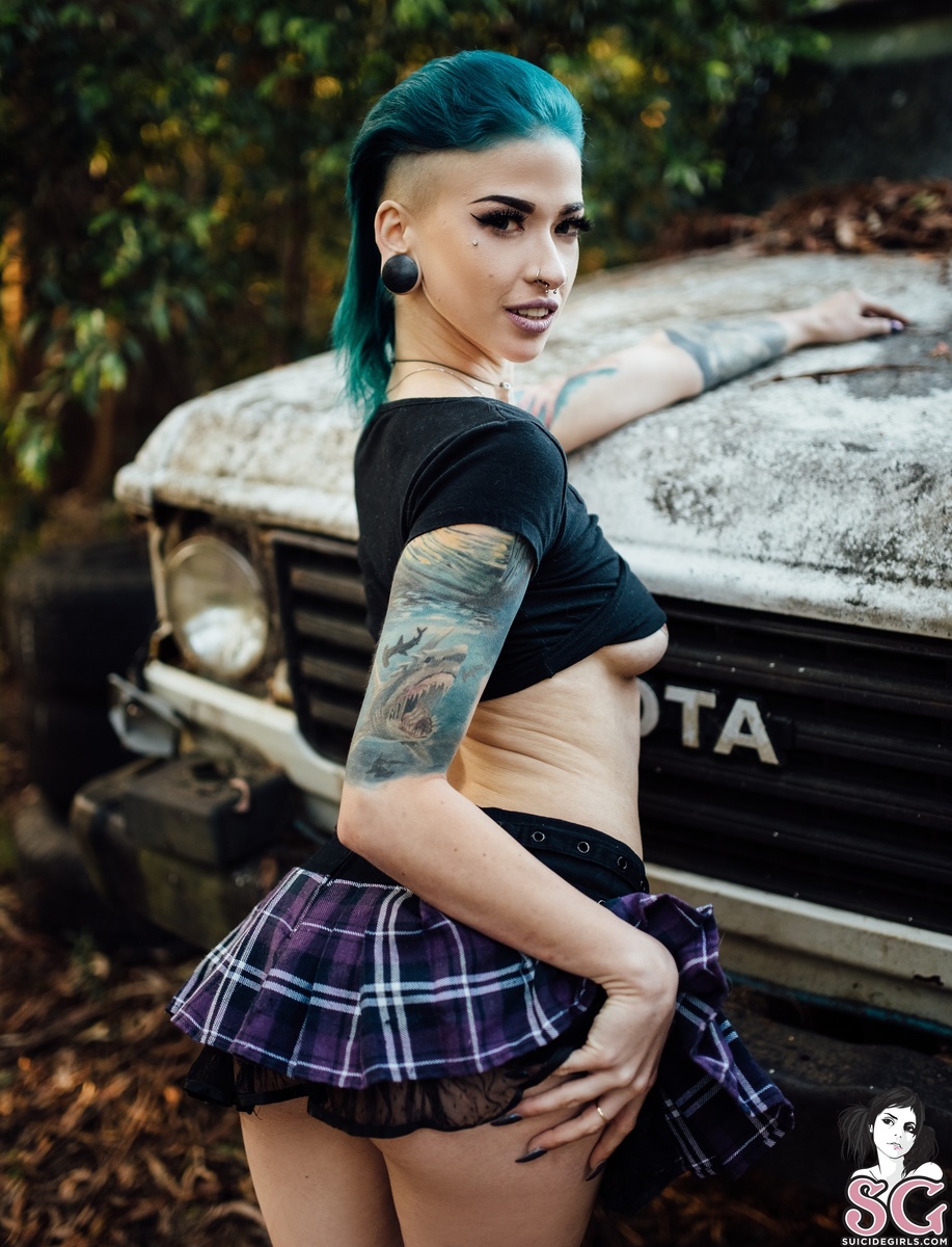 solita-sataniswaitin-05.jpg