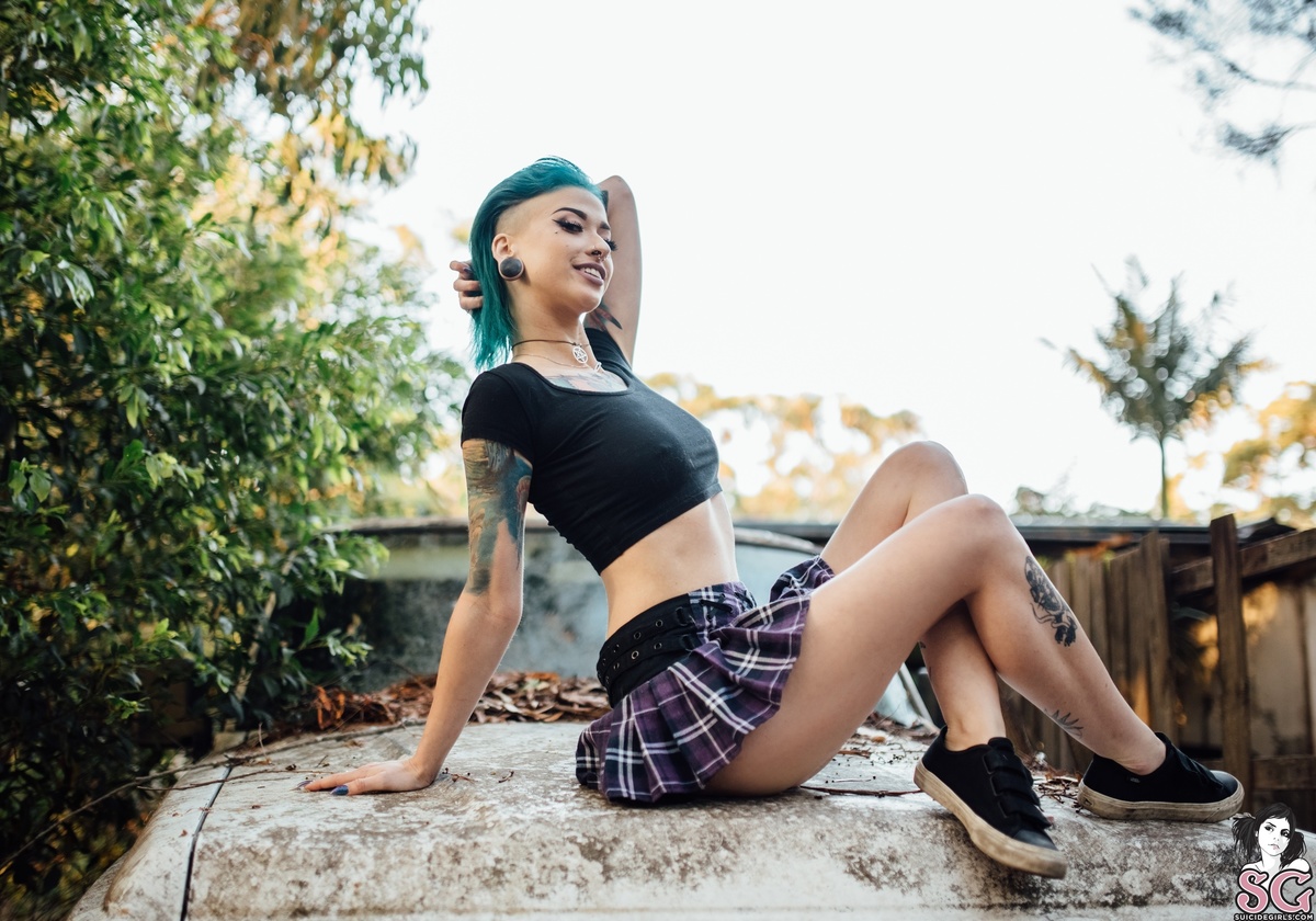solita-sataniswaitin-11.jpg