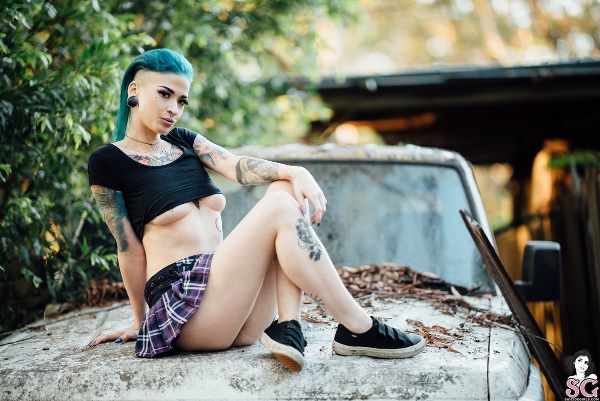 solita-sataniswaitin-13.jpg