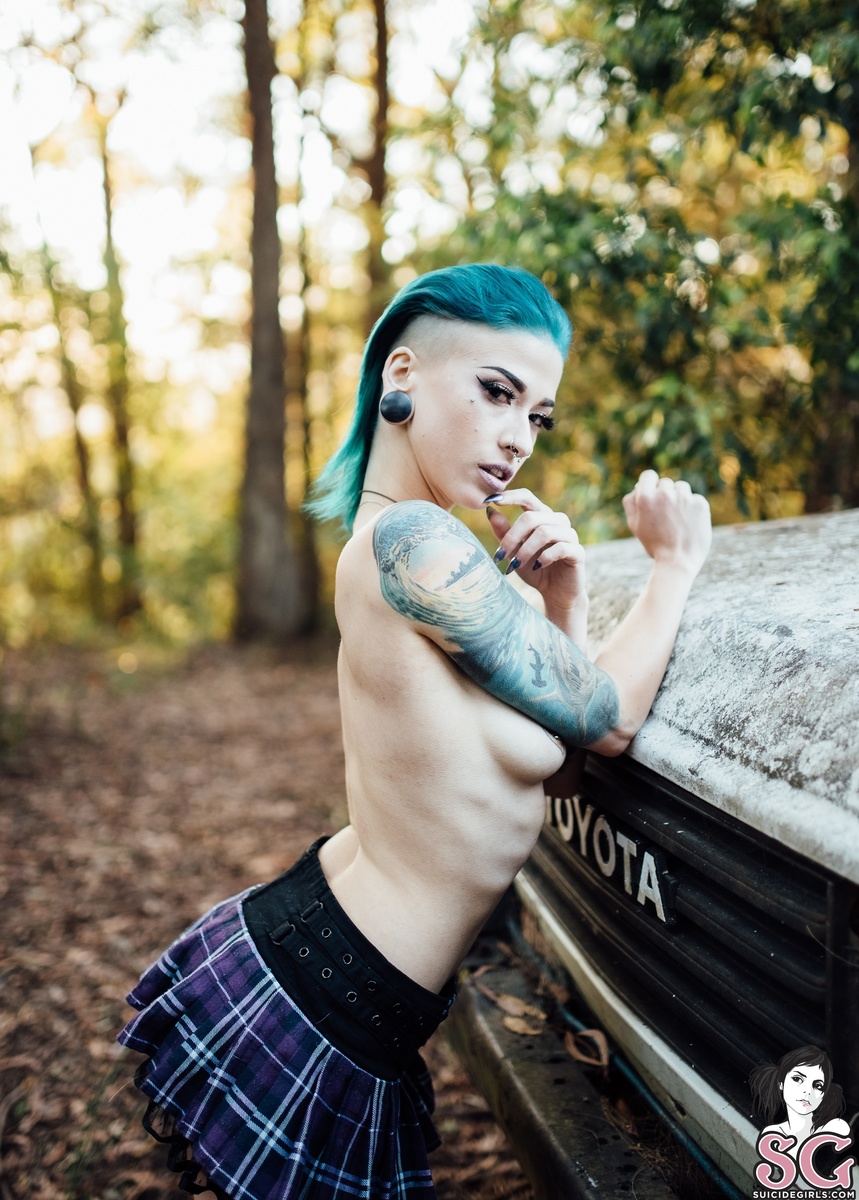 solita-sataniswaitin-15.jpg
