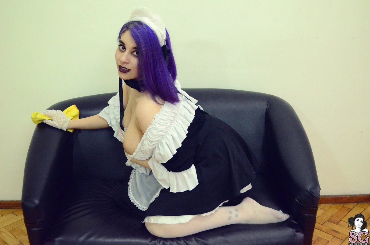violettepoison-poisonmaid-11.jpg