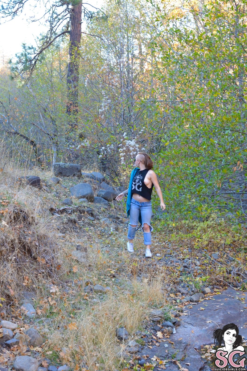 fawkesy-creekside-05.jpg