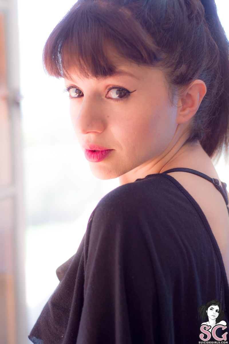 amia-morningamia-05.jpg