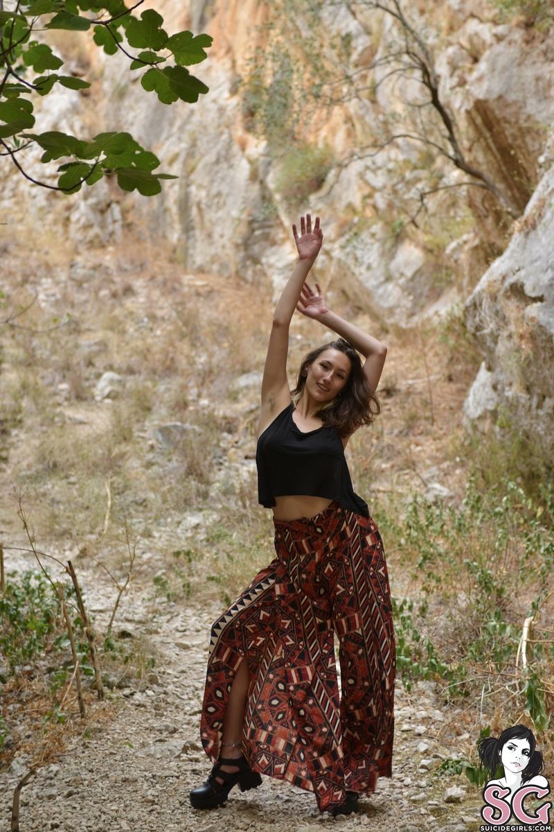 larabea-fusionofcultures-01.jpg