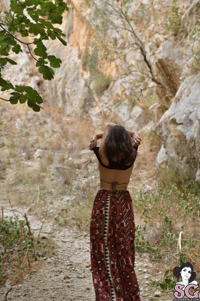 larabea-fusionofcultures-03.jpg