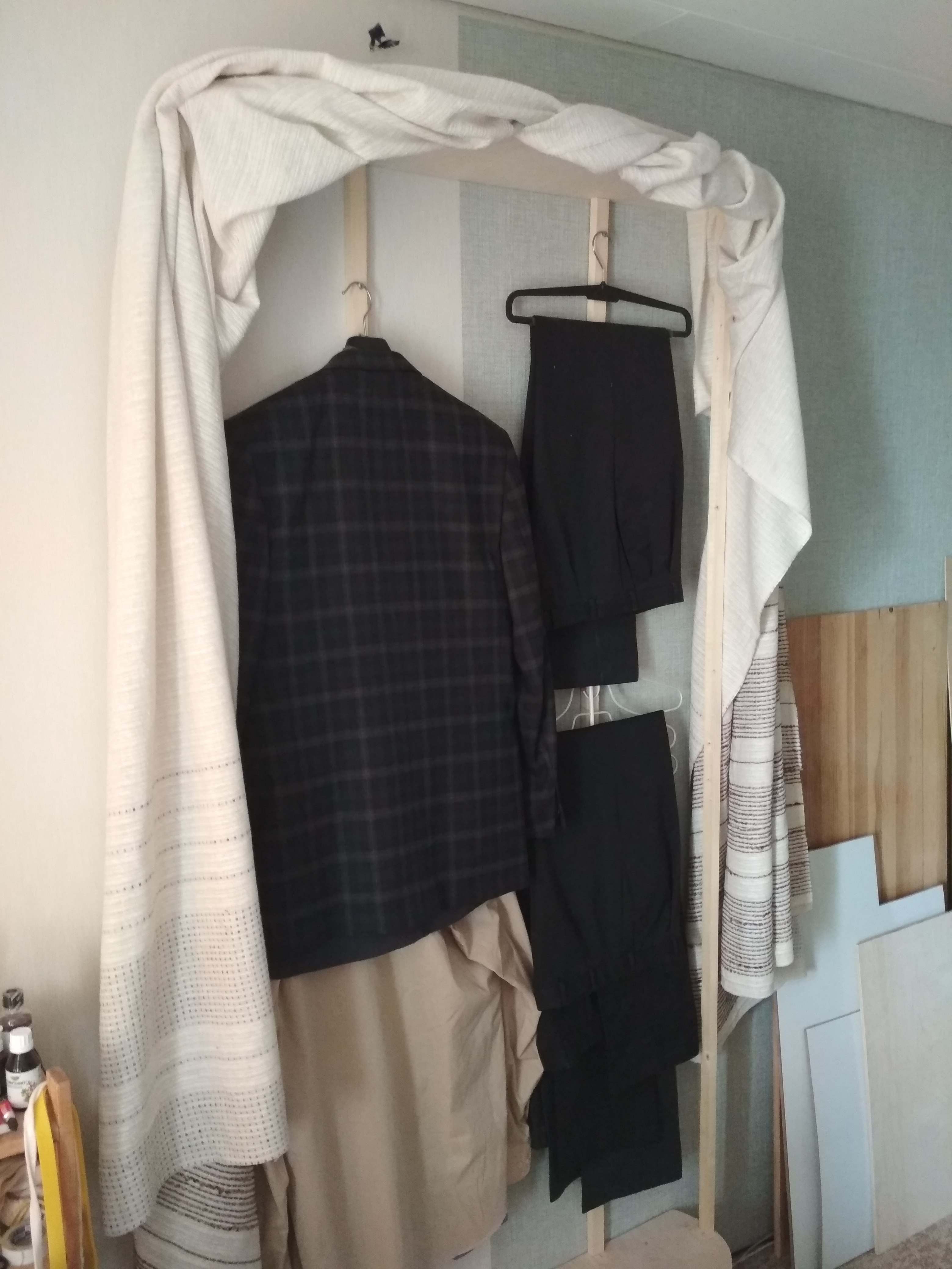 wardrobe2