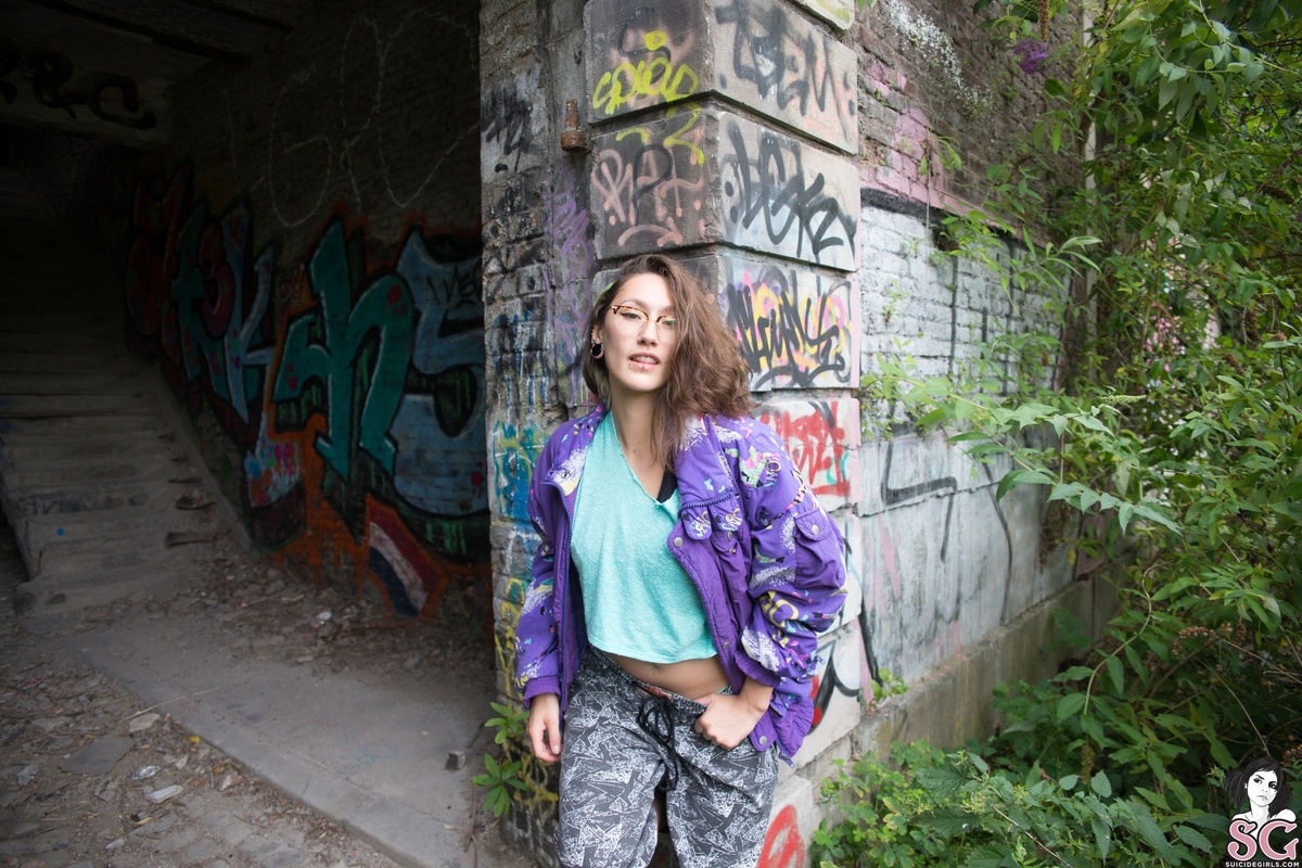 larabea-grafitti-05.jpg