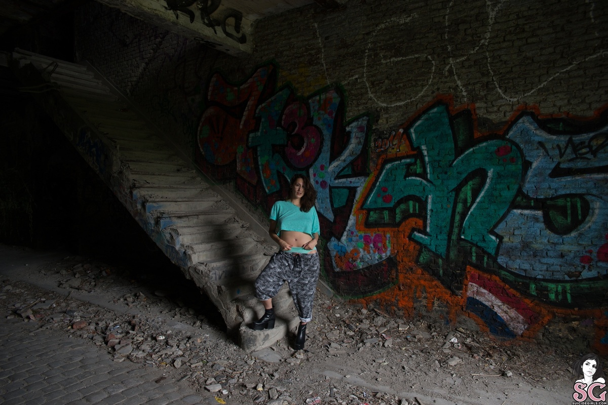 larabea-grafitti-17.jpg