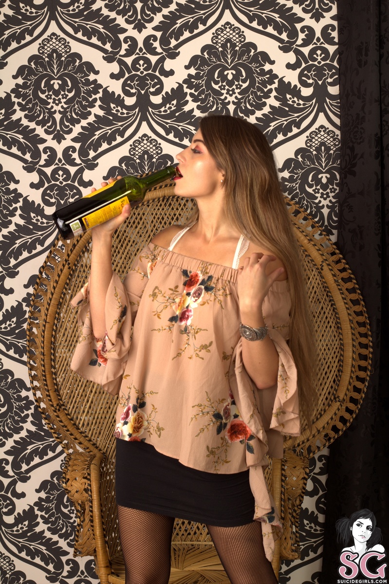 annamarialea-heavenlythrone-13.jpg