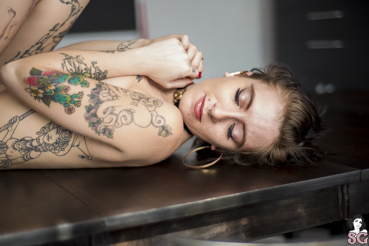 hypatia-craving-25.jpg