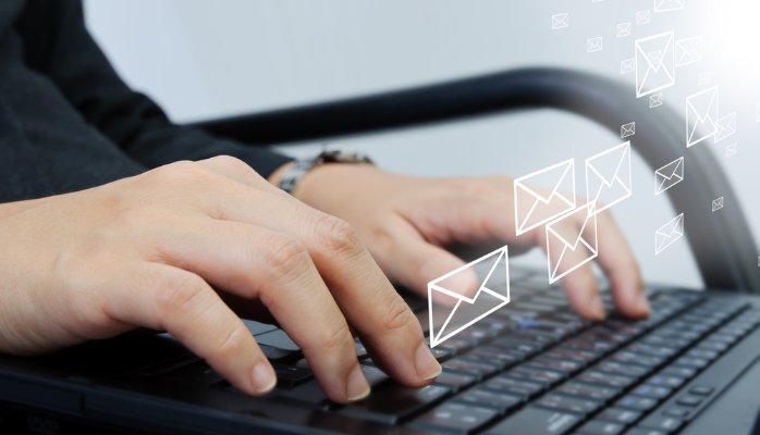 emailing.jpg