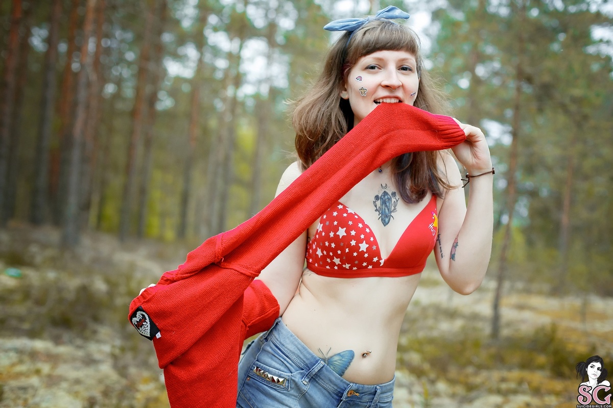 elliehedgie-shootingstar-11.jpg