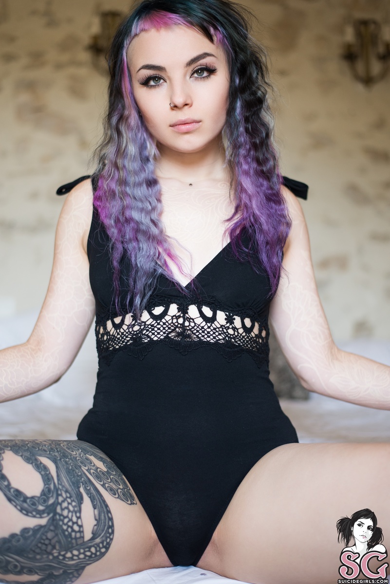 karanlit-mirrormirror-11.jpg
