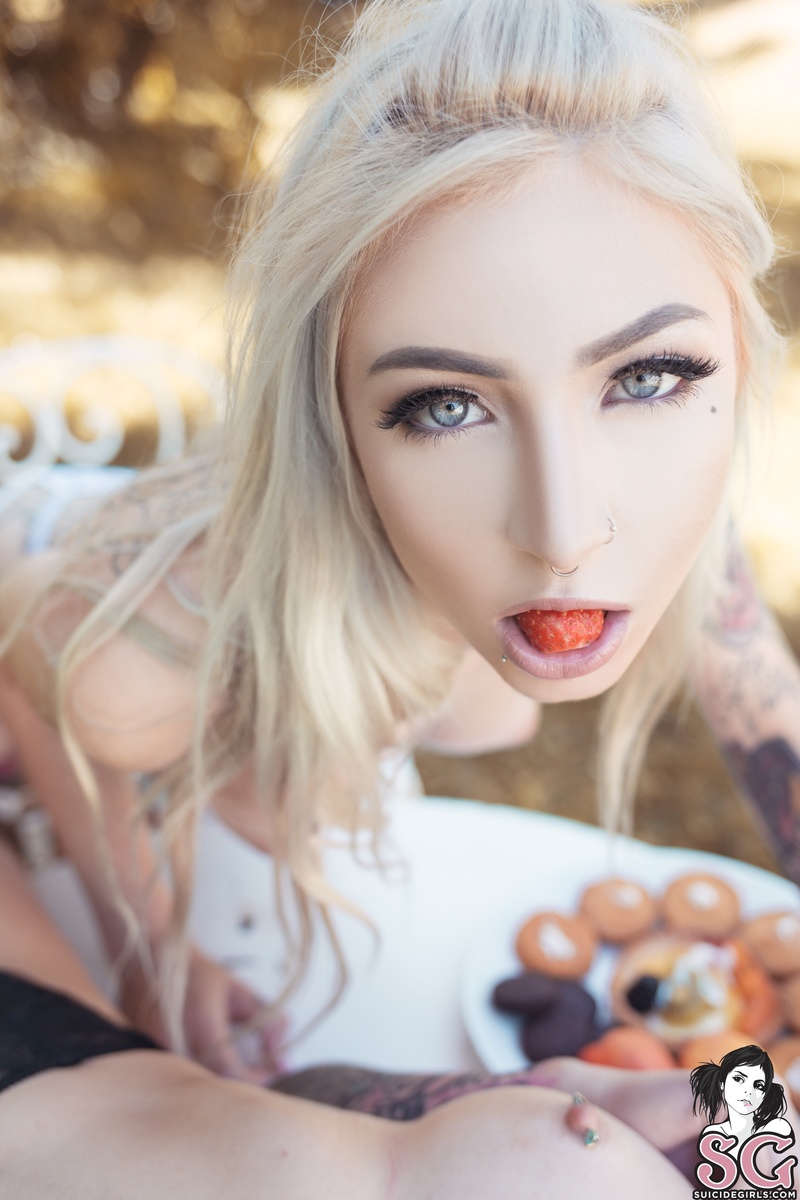janesinner-passionfruit-21.jpg