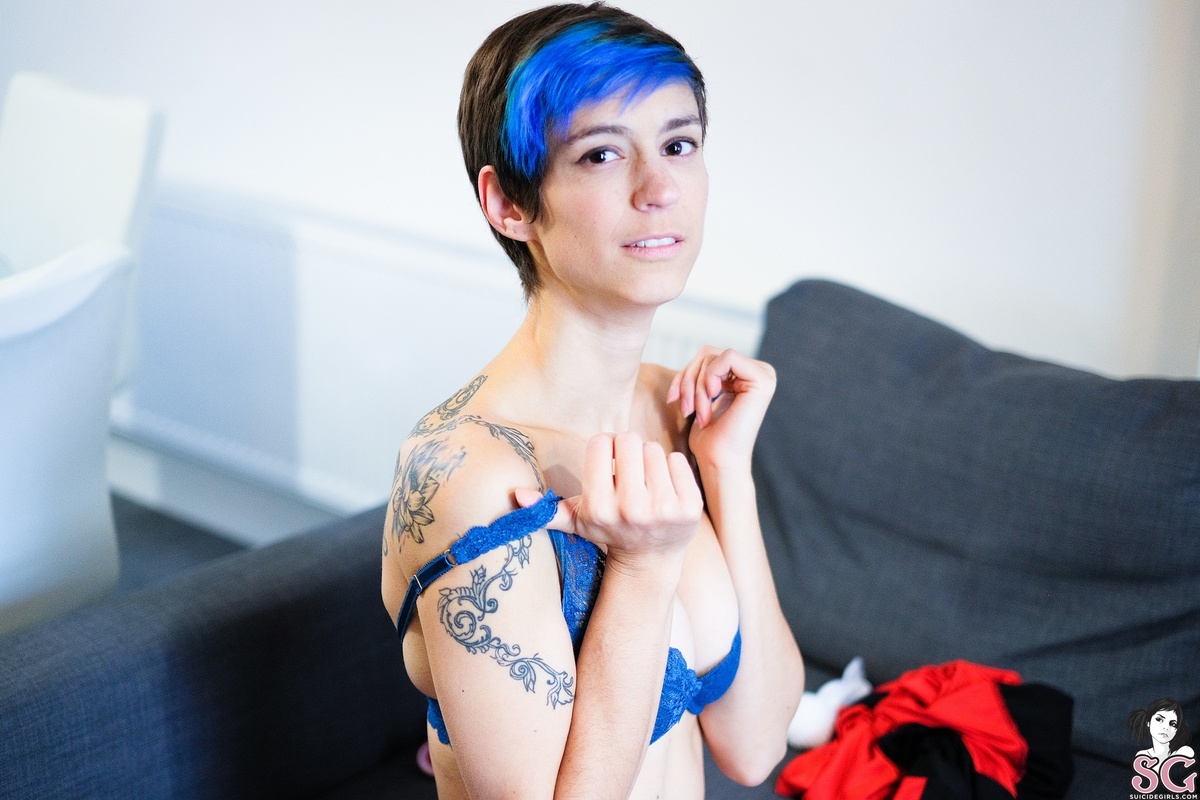 soniadorita-yourfacehere-13.jpg