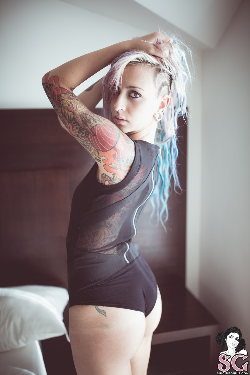 madamev-thefirststep-19.jpg