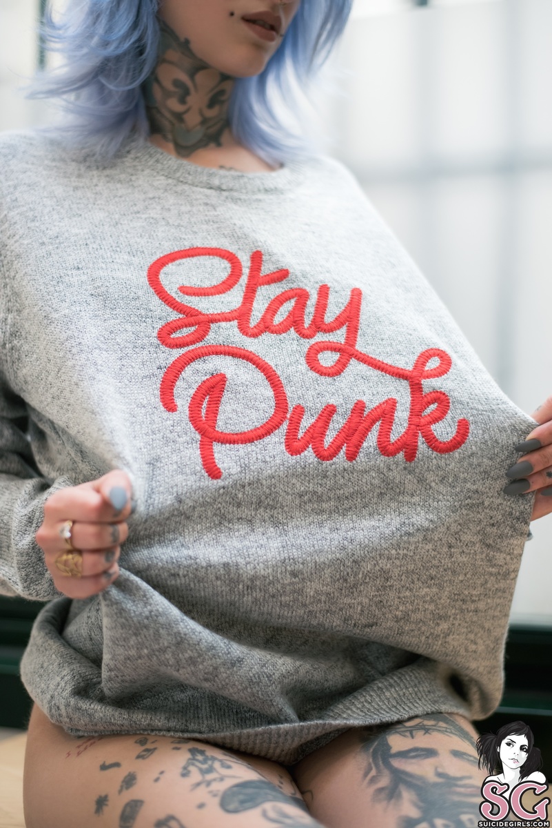 gladyce-staypunk-01.jpg