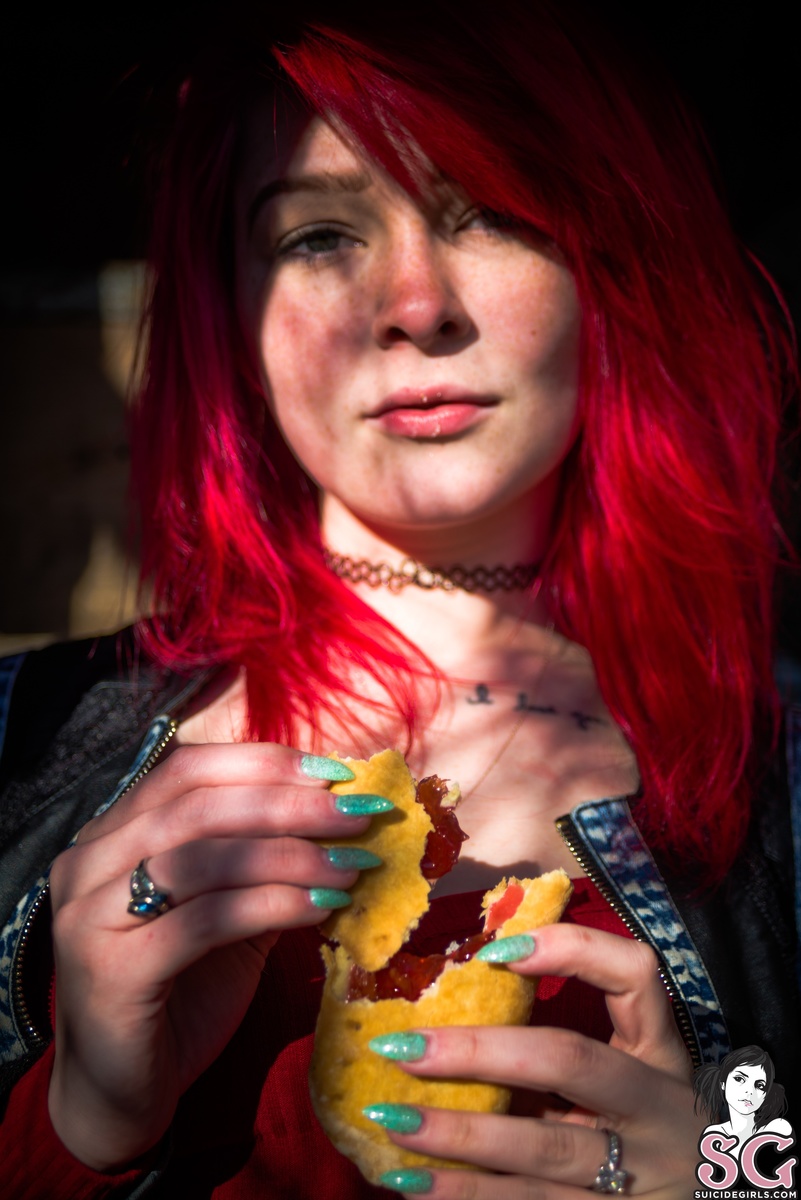 varuna-cherrypie-03.jpg