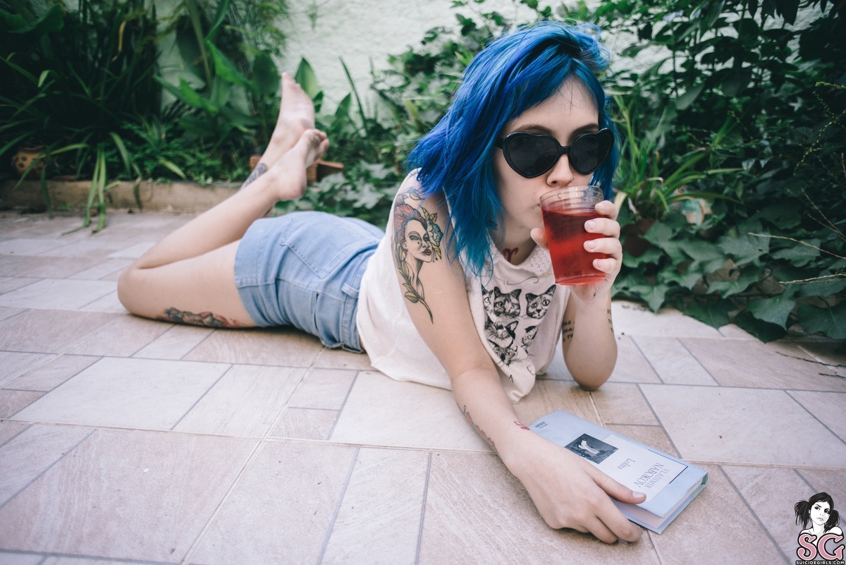 vohs-lolitainthegarden-07.jpg