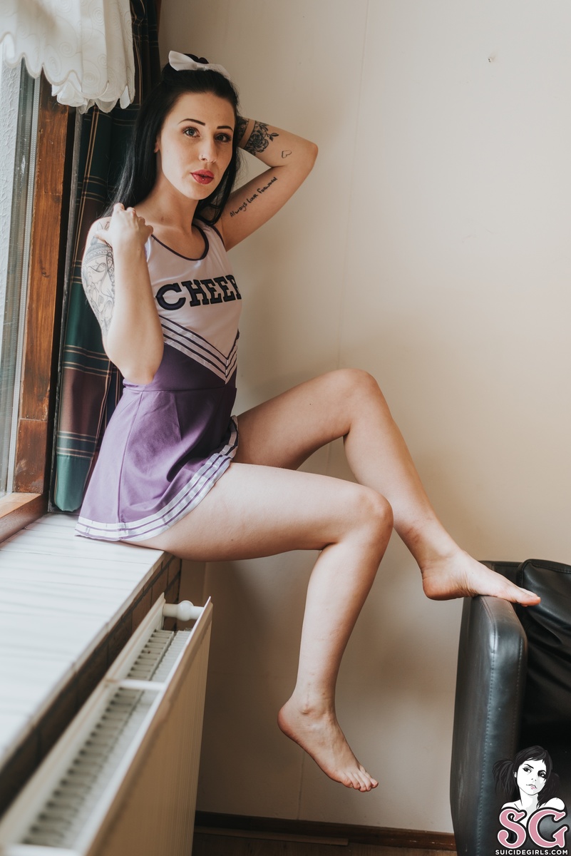 haileyfox-letmecheeryouup-03.jpg