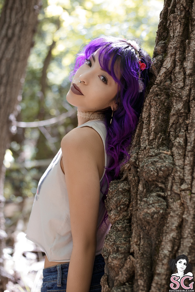 adorn-lost-01.jpg