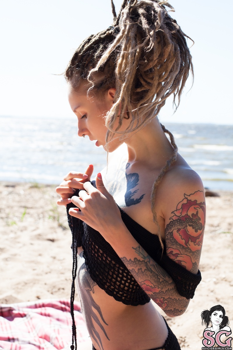 alenagerman-sunnyday-09.jpg