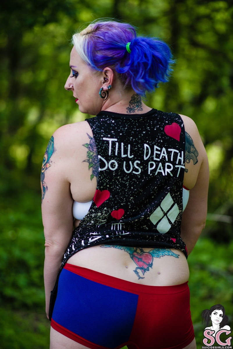 rebelleoutlaw-daddyslittlemonster-07.jpg