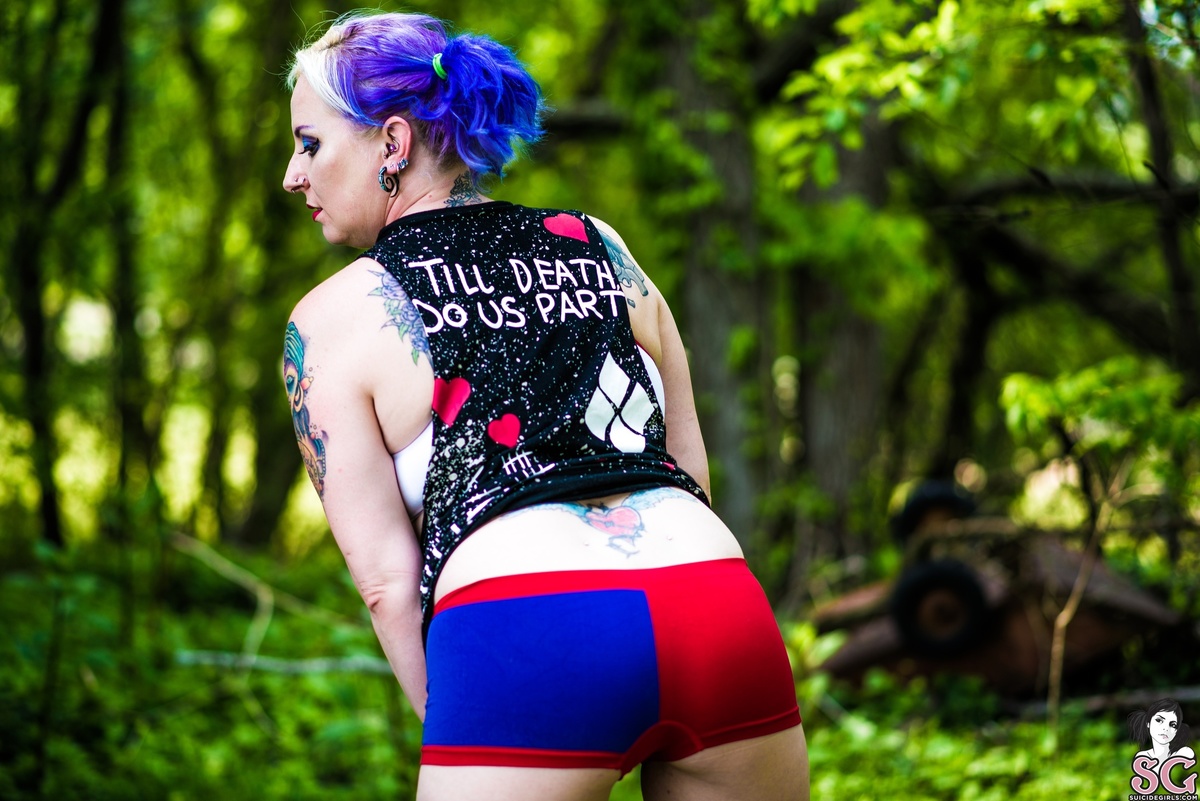 rebelleoutlaw-daddyslittlemonster-09.jpg