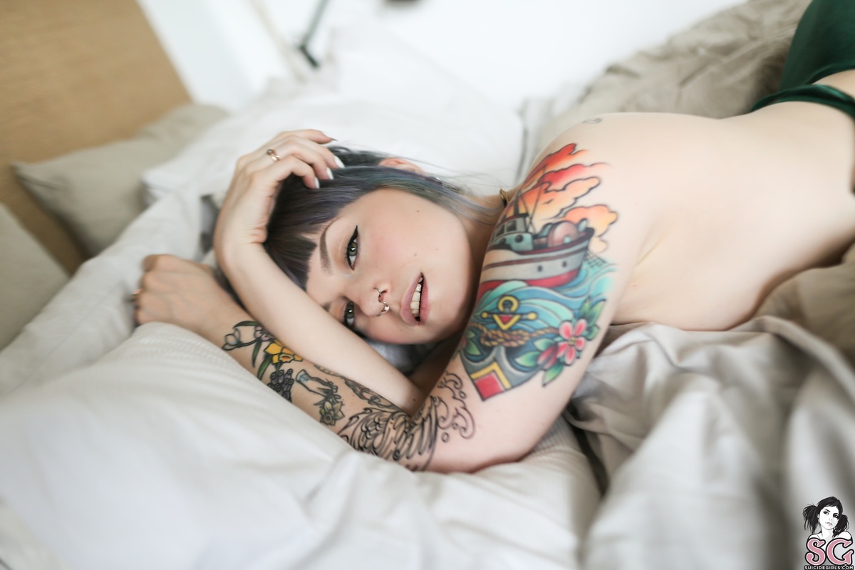 ceres-bedhead-15.jpg