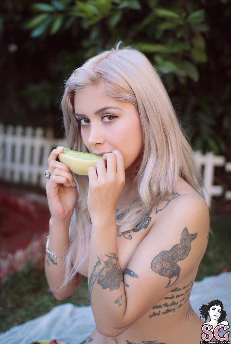queendrachen-passionfruit-39.jpg