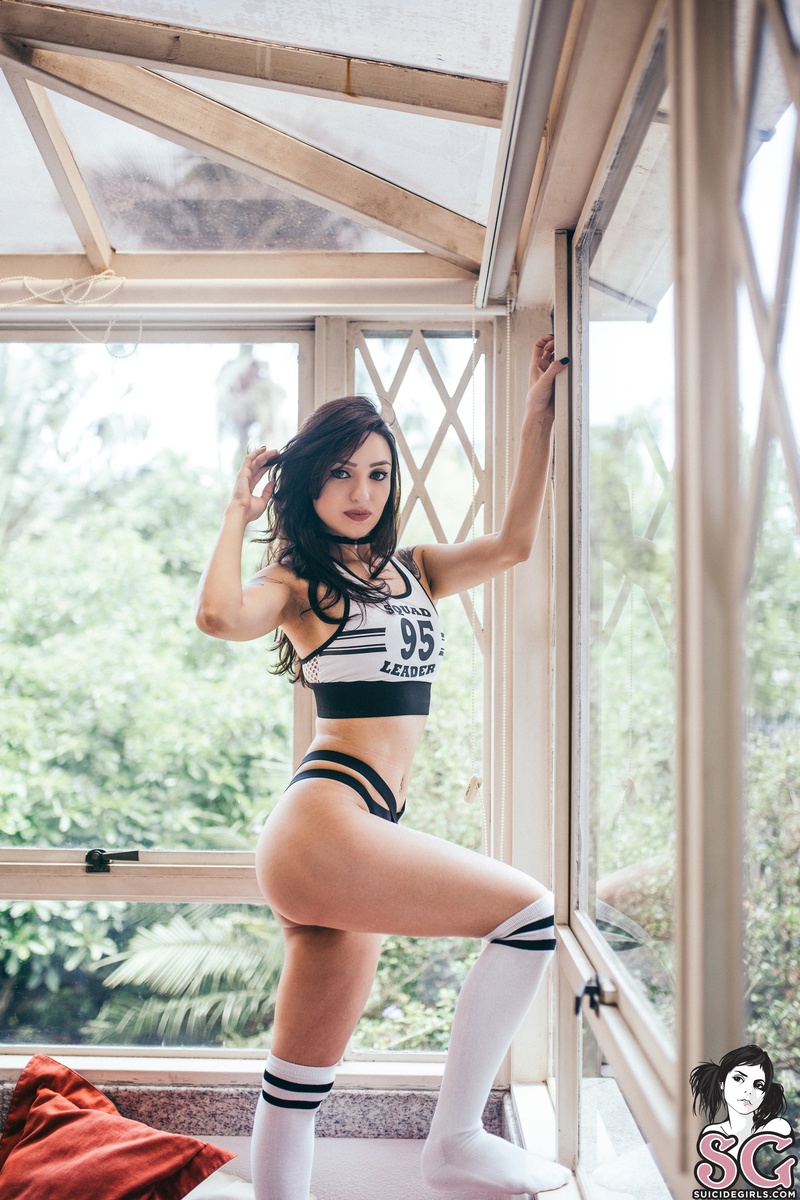 ivydenali-darkside-11.jpg