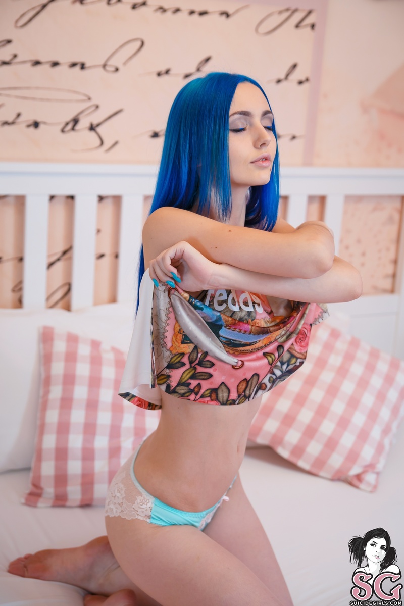 sia-blueberrycream-07.jpg
