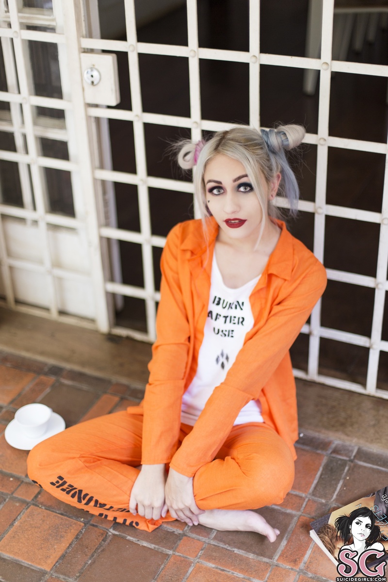 alyssa-burnafteruse-03.jpg