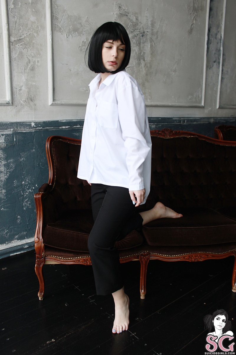 valera-younevercantell-01.jpg