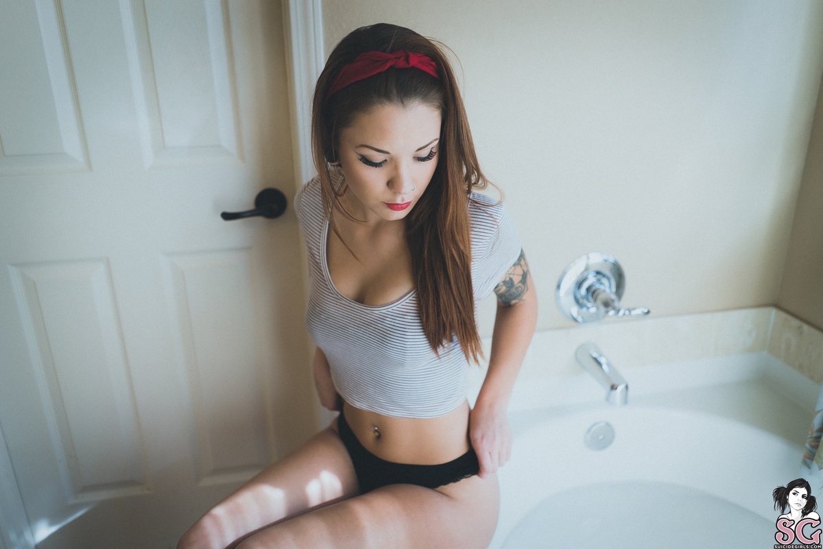 peachysuicide11-cherrybomb-01.jpg