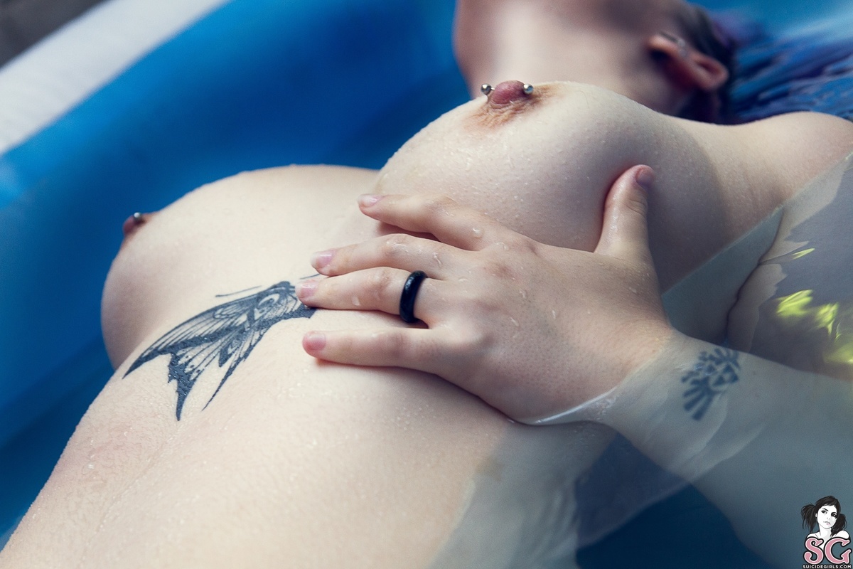 caraphernelia-waternymph-21.jpg