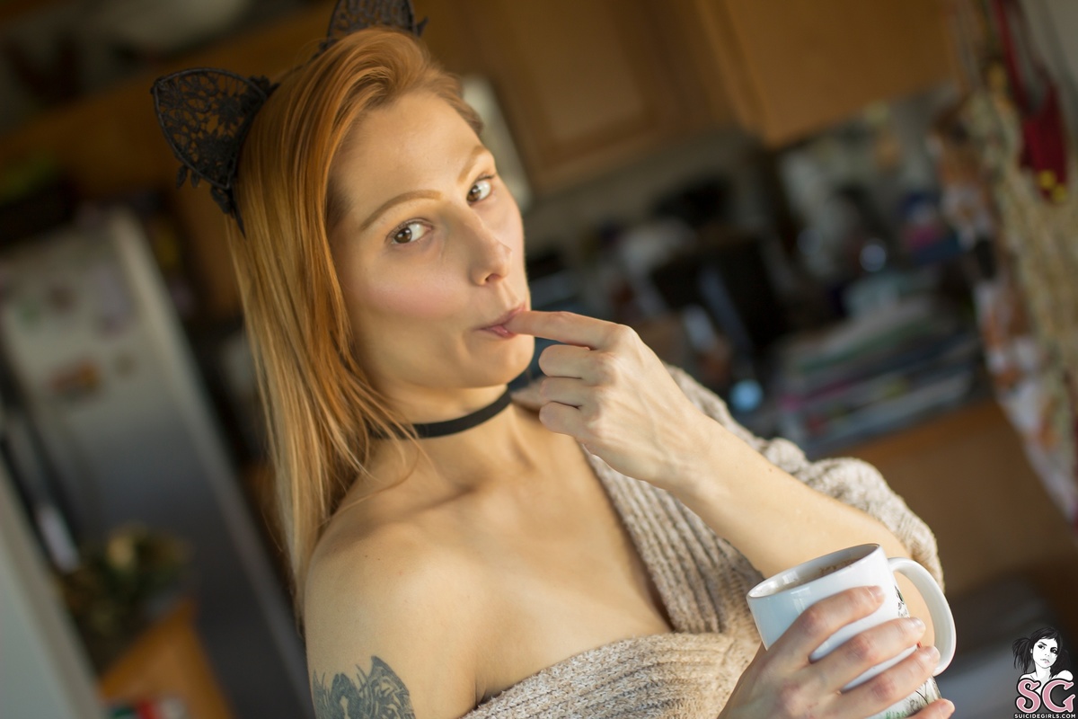 allyx-goodmorningkitty-17.jpg