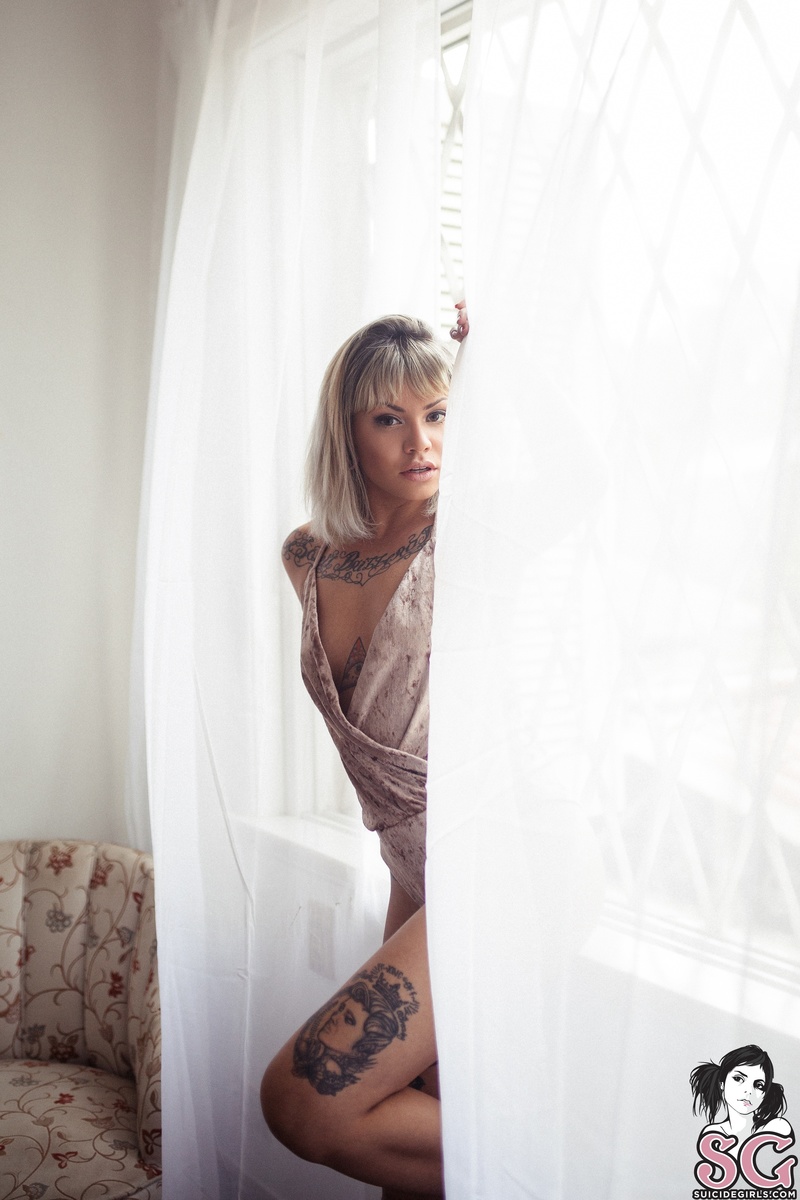 mayarove-sugarassugar-01.jpg