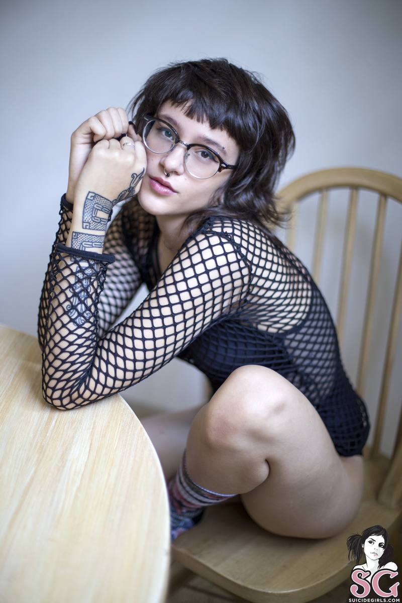 yourmjsty-morningglory-05.jpg