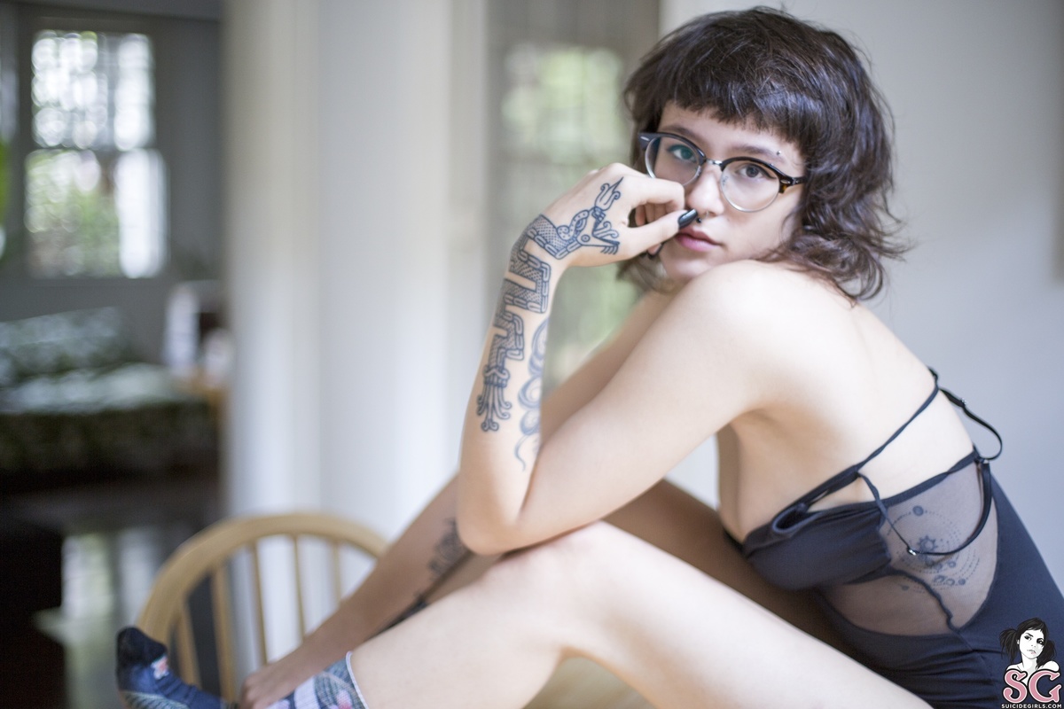 yourmjsty-morningglory-21.jpg