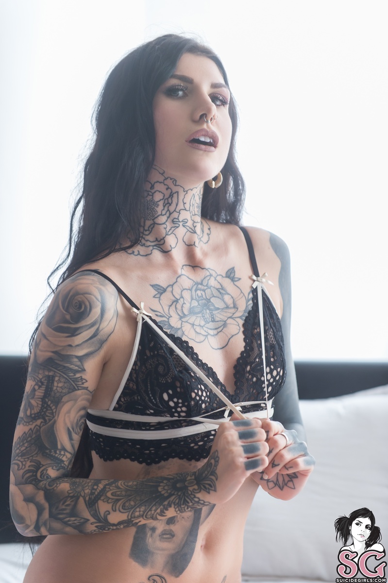 nykki-spacebound-35.jpg