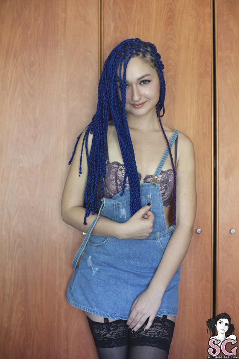 evahopenhayn-bluemeraki-01.jpg