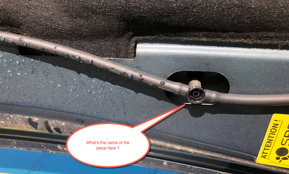 Volvo_Windshield_Fluid_Cap_Missing